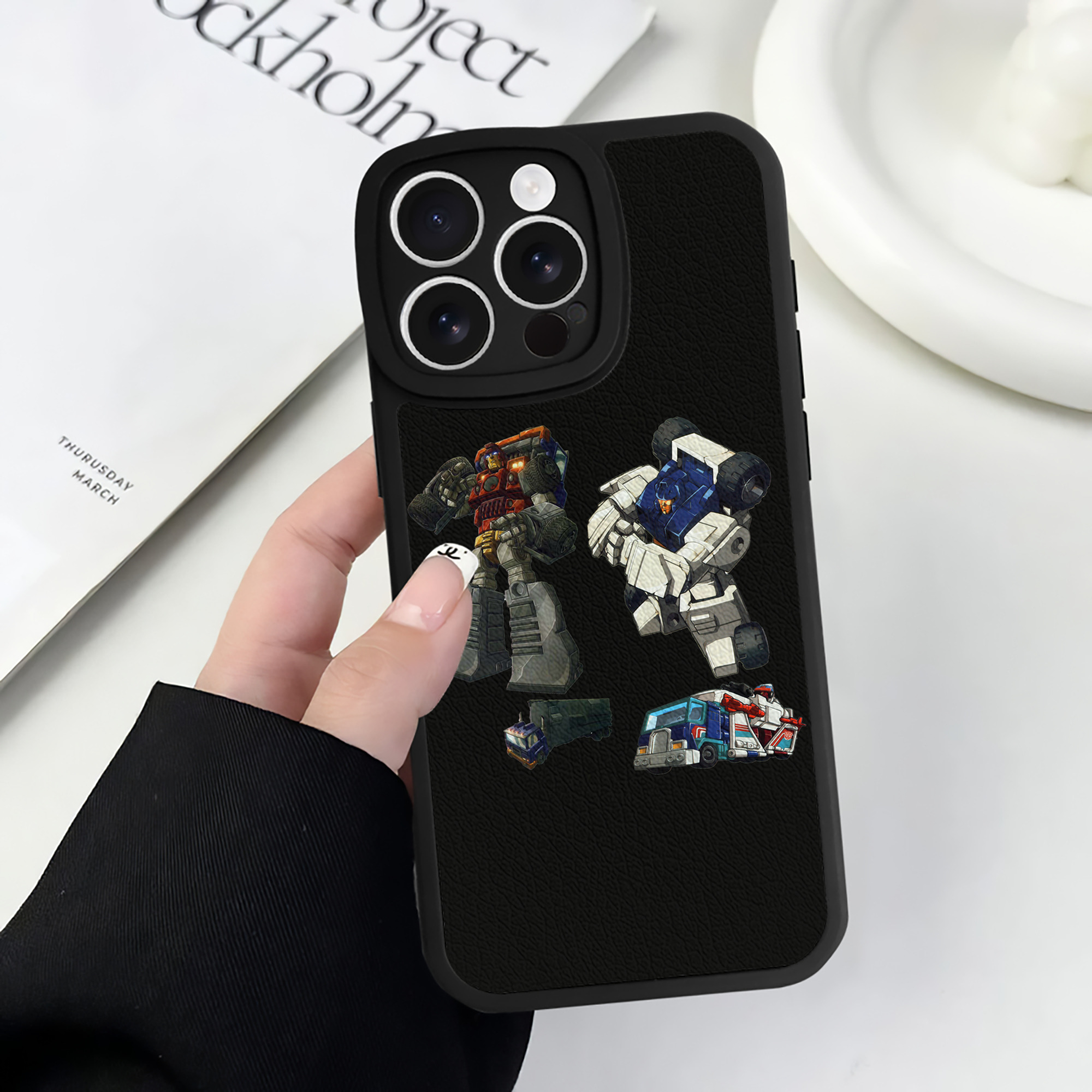 （画像用）  【iPhone 16シリーズ対応】シリコンスマホケース（レザー調） 材質：シリコン